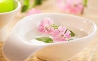 اثرات مفید عطریات و رایحه درمانی بر سلامت انسان